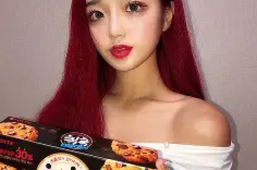 比大罗私生活还乱！60岁巴西传奇罗马里奥交往23岁女友后又出轨