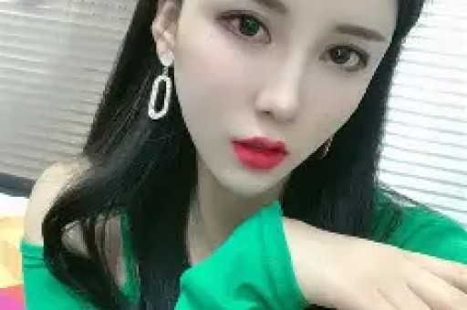王鹤棣暗示被霸凌！沈月曝光聊天截图舆论反转王鹤棣黑历史被扒
