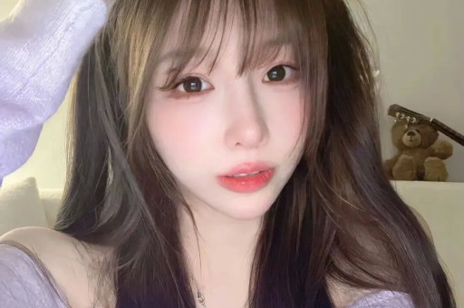 荣梓杉塌房出轨打人传私密照声明造假网友：他才19岁就烂了